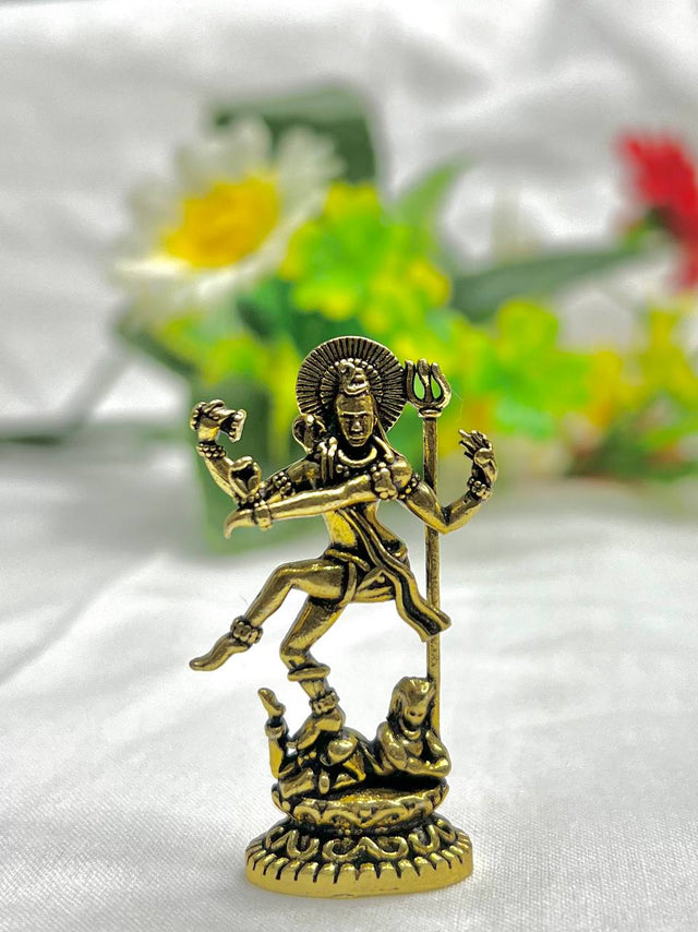 Statue