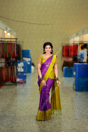 Vaira Oosi Golden Zari