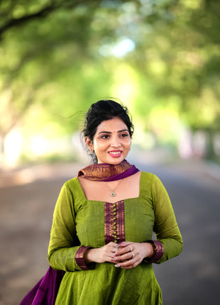 Half Saree ( Unstitched)
