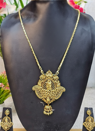 Long Dollar Chain With Earring