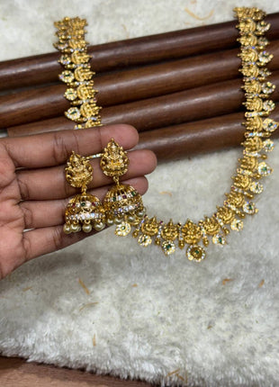 Temple with Diamond look Stone
