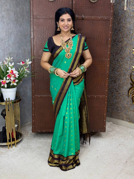 Premium Kanchi Gold Zari