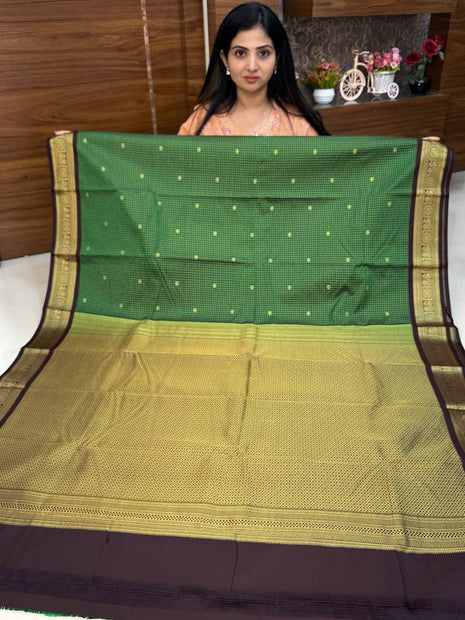 Vaira Oosi Gold Zari  Coffee Brown Border