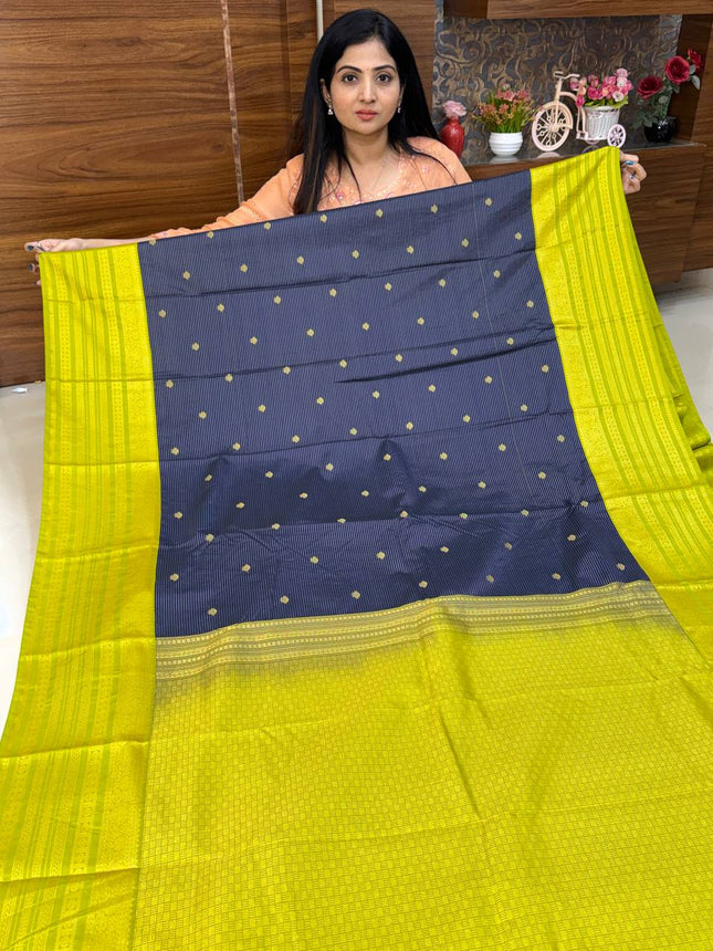 Vaira Oosi Gold Zari