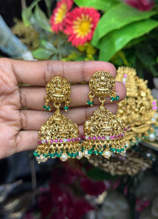 Dollar With Earring