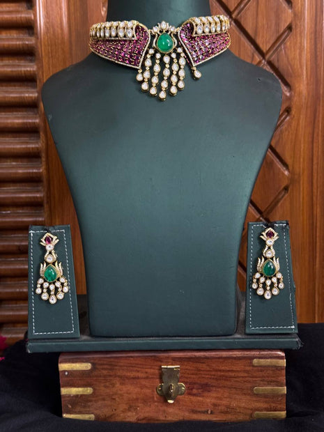 Stone With Choker Necklace Jewellery