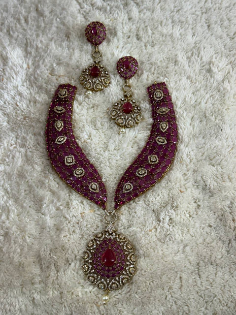 Stone With Choker Necklace Jewellery