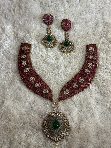 Stone With Choker Necklace Jewellery