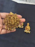 Dollar With Earring
