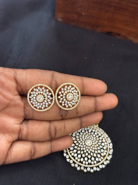 Stone Dollar With Earring