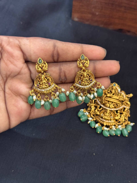 Dollar With Earring