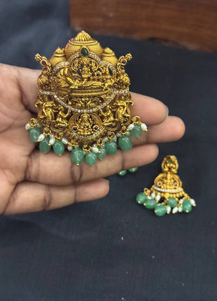 Dollar With Earring