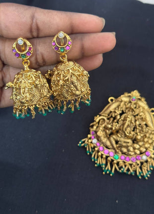 Dollar With Earring