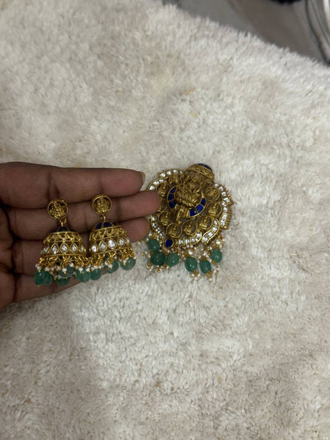 Dollar With Earring