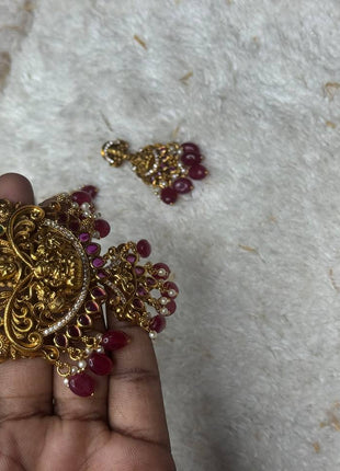 Dollar With Earring