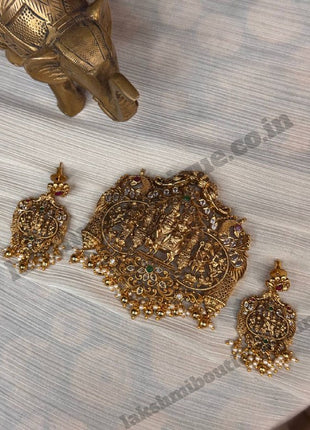 Dollar With Earring