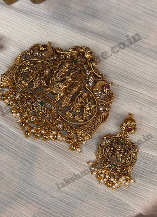 Dollar With Earring