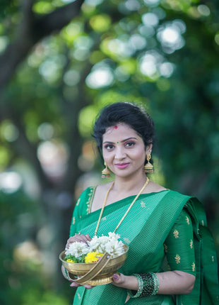 Vaira Oosi Golden Zari