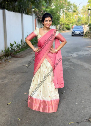 Lehenga in Free Size (Semi Stitched )