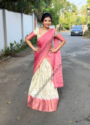 Lehenga in Free Size (Semi Stitched )