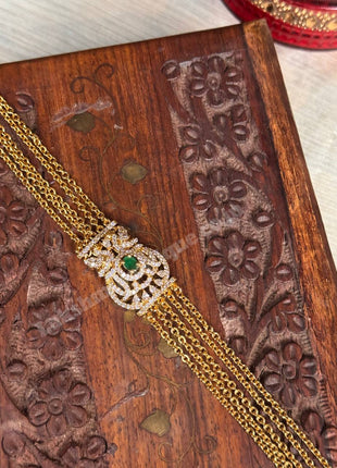 Mugappu Chain