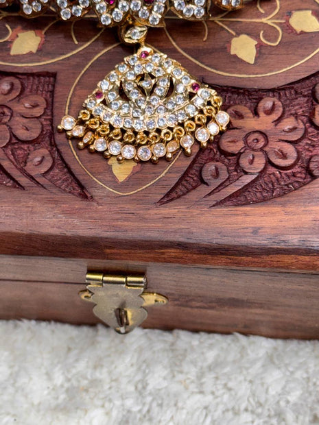 Stone Jewellery