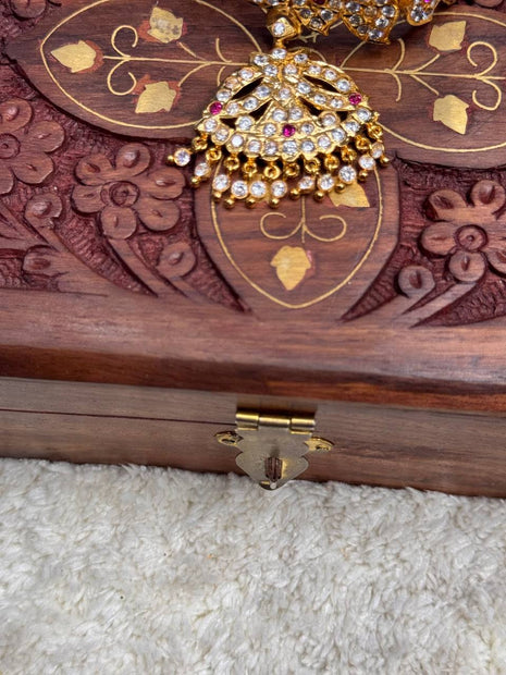 Stone Jewellery