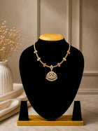 Vintage Stone Attigai Necklace