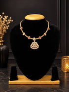Vintage Stone Attigai Necklace