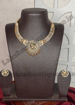 Temple with Diamond look Stone