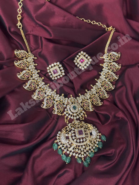 Temple with Diamond look Stone