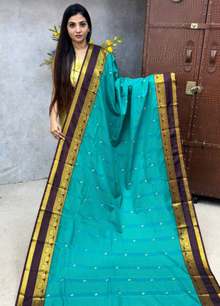 Vaira Oosi Golden Zari
