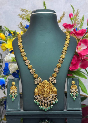 Temple with Diamond look Stone