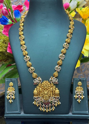Temple with Diamond look Stone