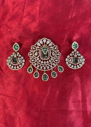 Dollar With Earring
