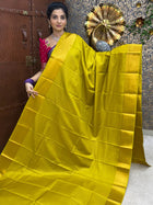 Vaira Oosi Golden Zari