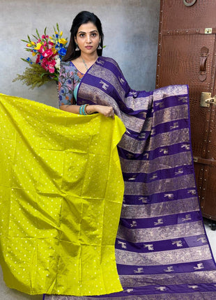 Georgette Banarasi