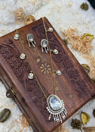 Stone Jewellery