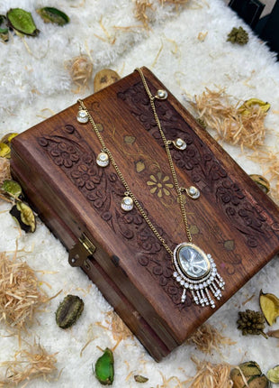 Stone Jewellery