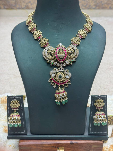 Temple with Diamond look Stone