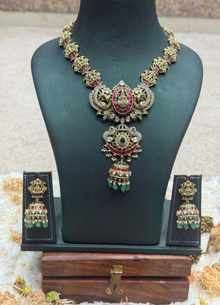 Temple with Diamond look Stone