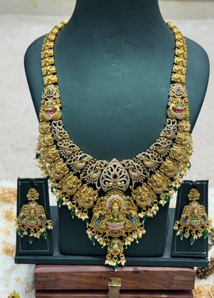 Temple with Diamond look Stone