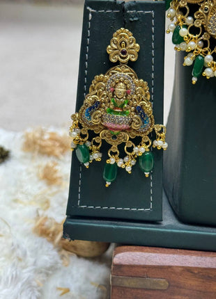 Temple with Diamond look Stone