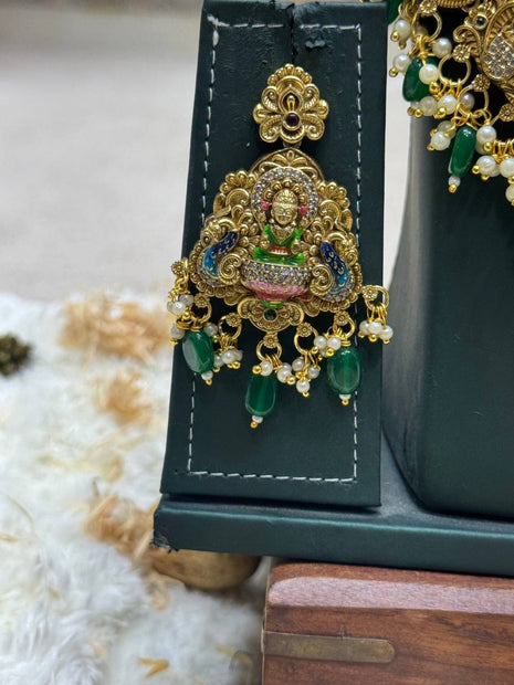 Temple with Diamond look Stone