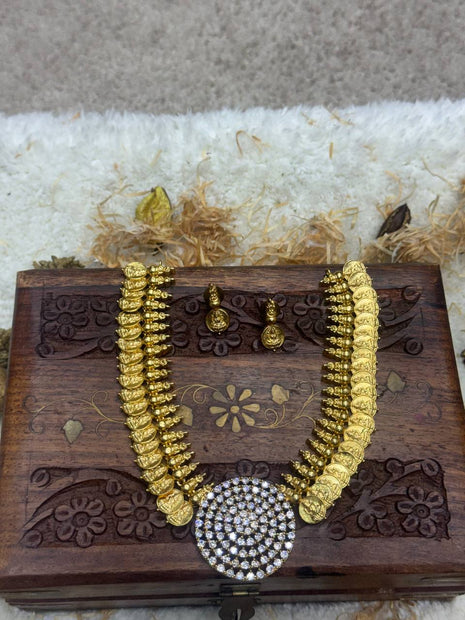 Kasu Malai WITH Stone Work (2 Earrings )