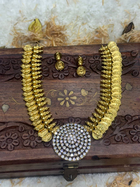 Kasu Malai WITH Stone Work (2 Earrings )