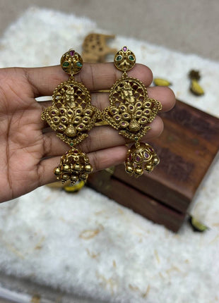 Dollar With Earring