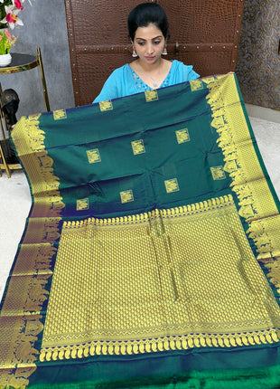 Premium Kanchi Gold Zari Pallaku Design