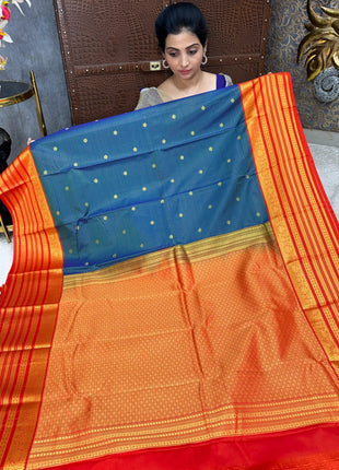 Vaira Oosi Gold Zari