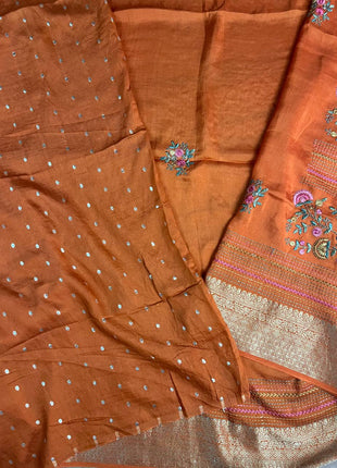Chinnon Blended Linen With Hand Embroidery